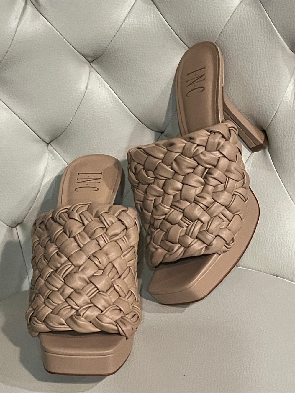 INC International Concepts Braided Tan Slide Mules Size 8 Eye Catching Beautiful